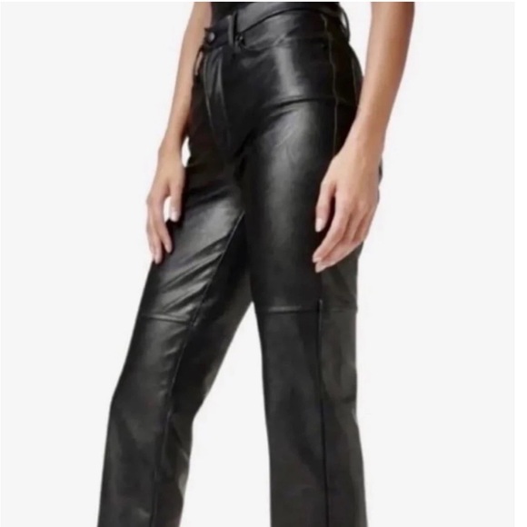 Women GAP Leather worn once 1 hour  Black Straight Jeans Classic Style - Picture 1 of 7
